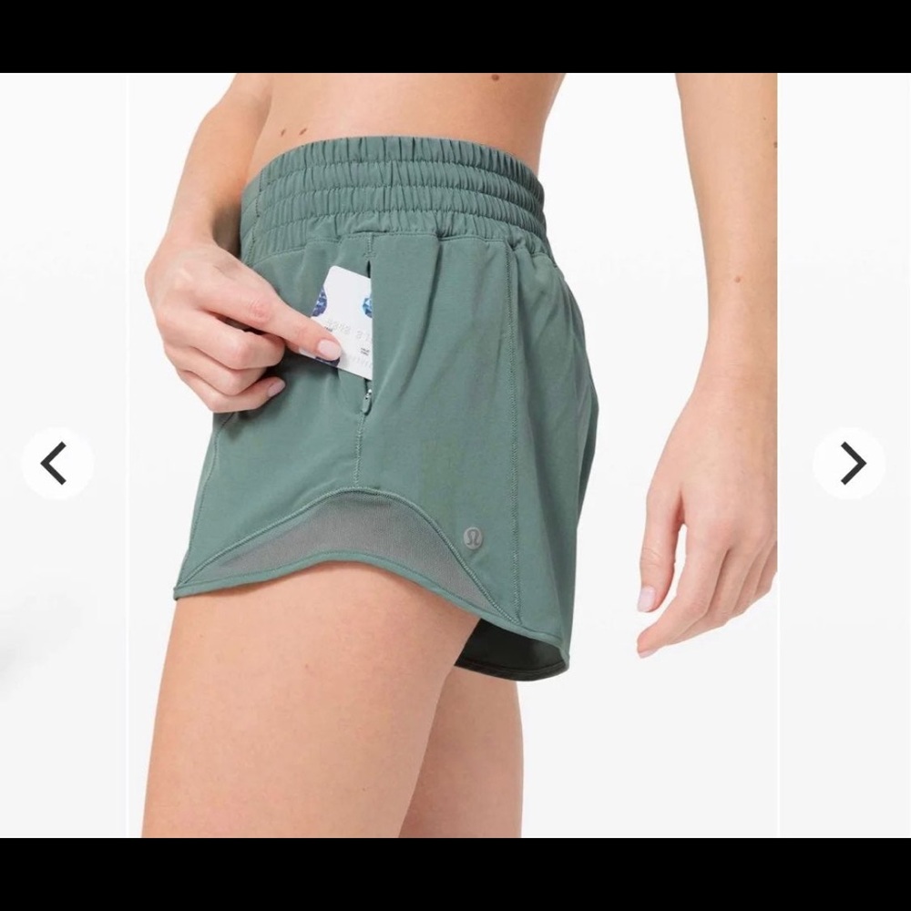 Lululemon Hotty Hot 2.5” Shorts